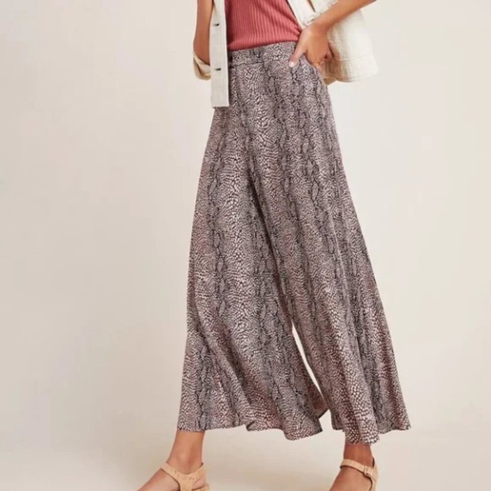 Anthropologie Skirted Wide Leg Cropped Snake Print Pants Size 0
